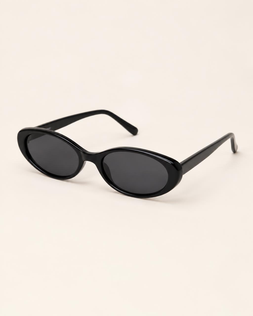 The Oval Frame Sunglasses in glossy black